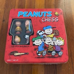 Peanuts collectible chess set